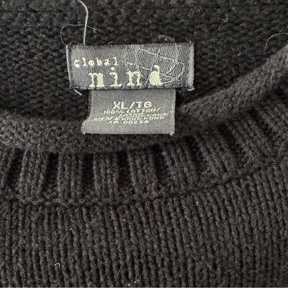 Black Sweater - Picture 2 of 3